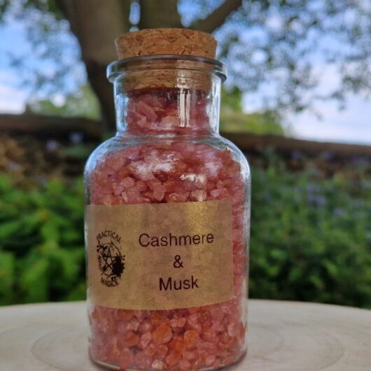 Cashmere & Musk Scented Salt Sizzler