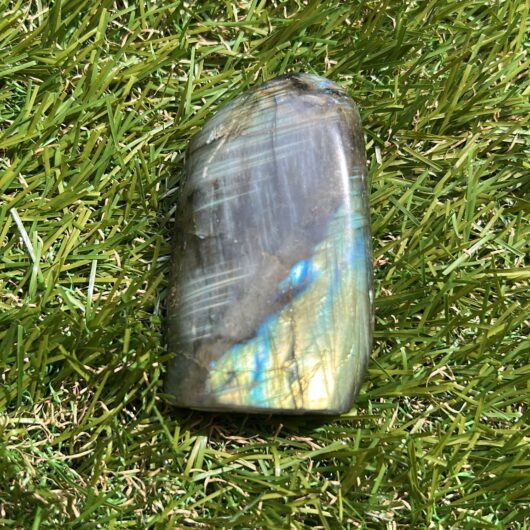 Labradorite - Black and blue